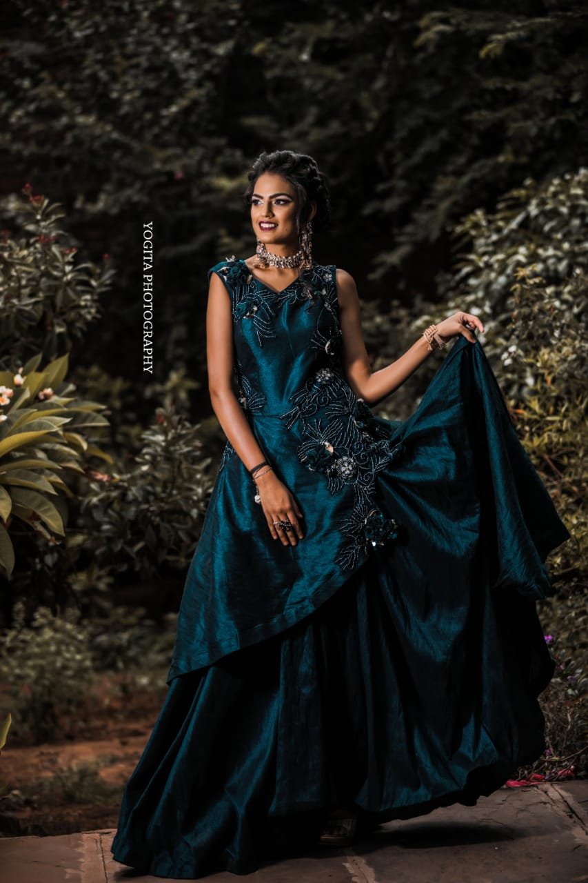 Buy Women's Hand Painted Navy Blue Gown Dress - Isya Online at Best Price |  Distacart