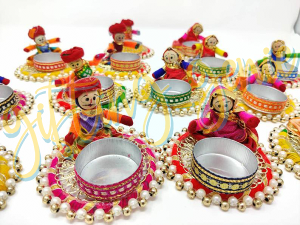 Zupppy Art & Craft Rajasthani Puppet Floating Tealight Holder
