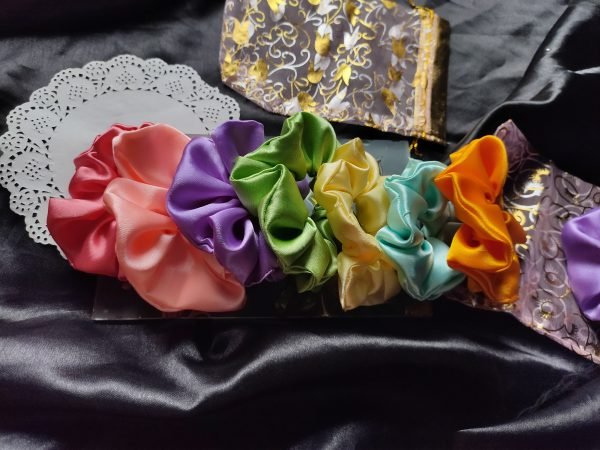 Zupppy Apparel 7 pastels colors of scrunchies