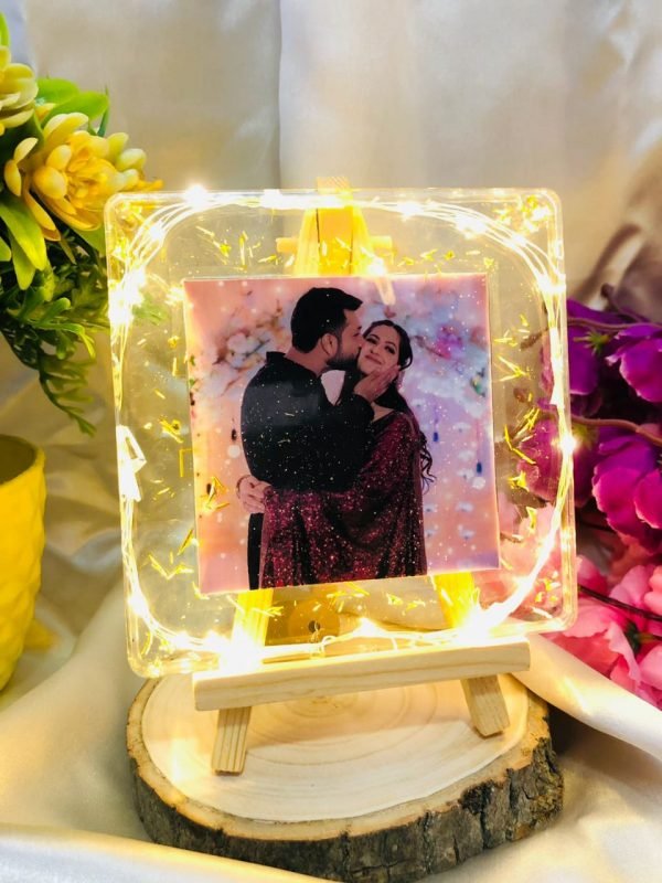 Zupppy Customized Gifts LED Resin Photo Table Top