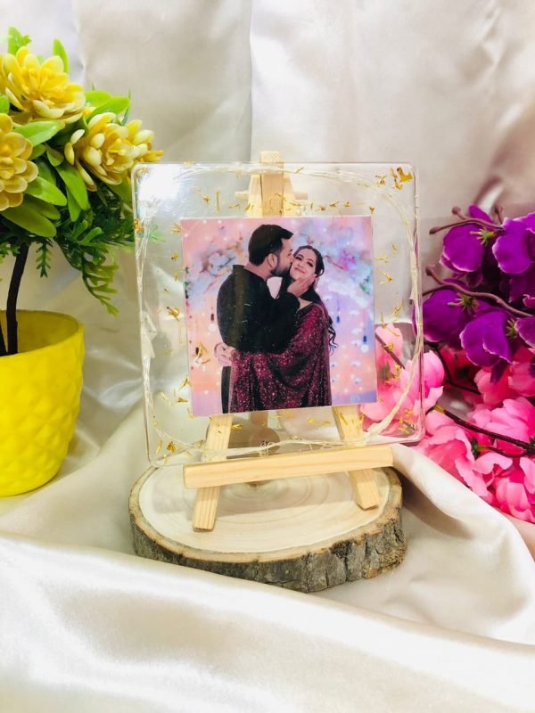 Zupppy Customized Gifts LED Resin Photo Table Top