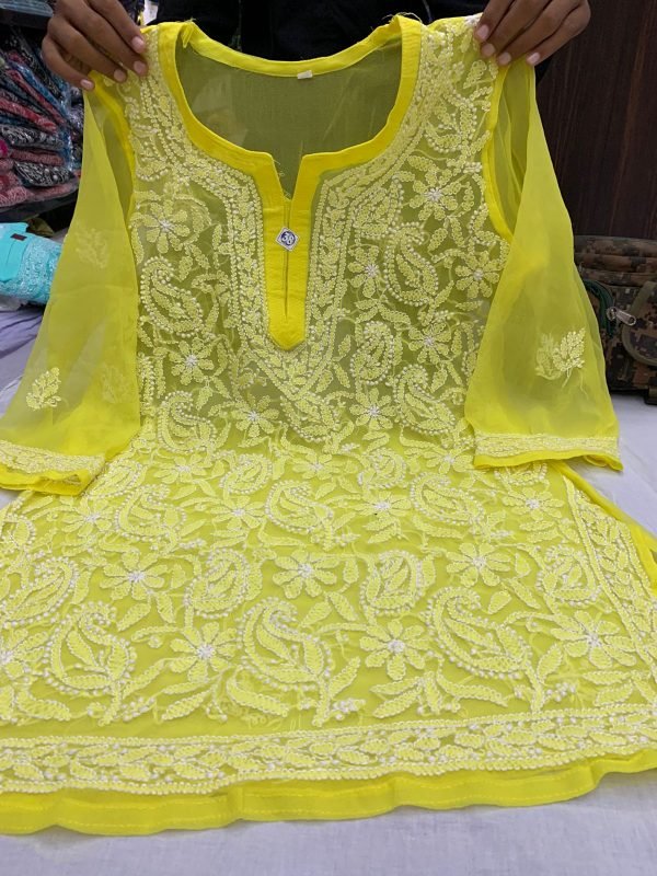 Zupppy Apparel Graceful Short Top & Kurti Design Online | Zupppy