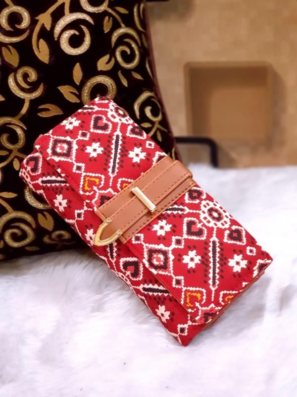 Zupppy Gifts IKAAT FLAP WALLET