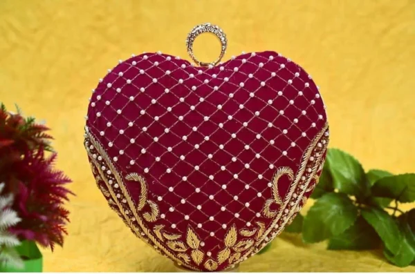 Zupppy Accessories Heart Shaped Clutch