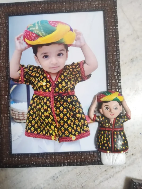 Zupppy Customized Gifts Custom Polymer Clay Figure Frame – Personalized Family Portrait Sculpture