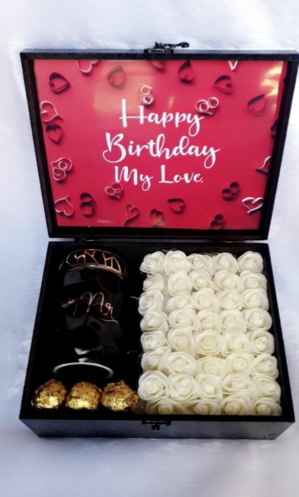 Zupppy Gifts Personalized Special Combo: Mug, Roses, Chocolate & More – Zupppy