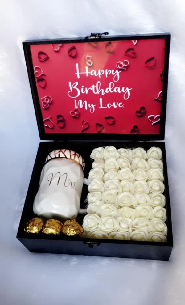 Zupppy Gifts Personalized Special Combo: Mug, Roses, Chocolate & More – Zupppy