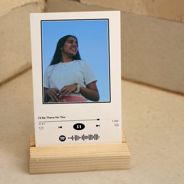 Zupppy Art & Craft Personalized Spotify Frame with Photo and Pinewood Stand, Customizable