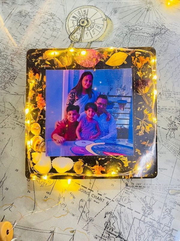 Zupppy Art & Craft Led Resin Photo Table Top