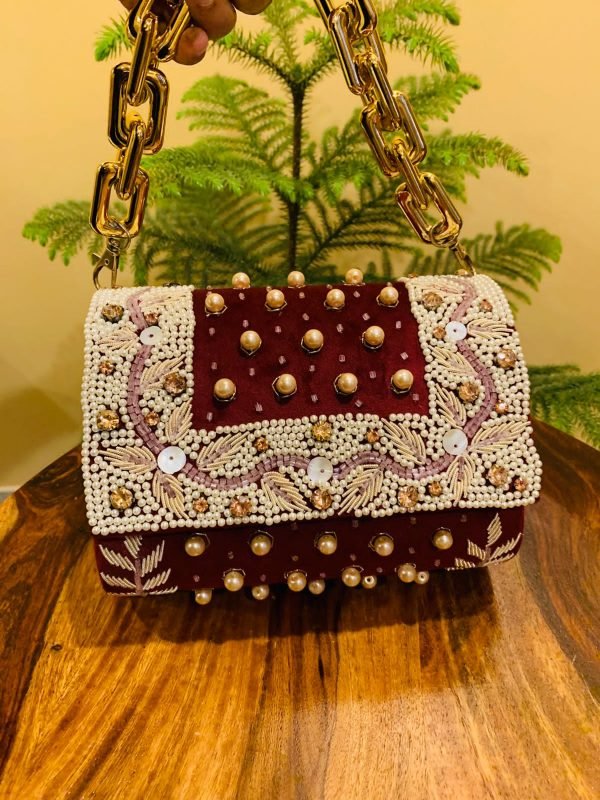 Zupppy Accessories Classy Handwork clutch with premium chain