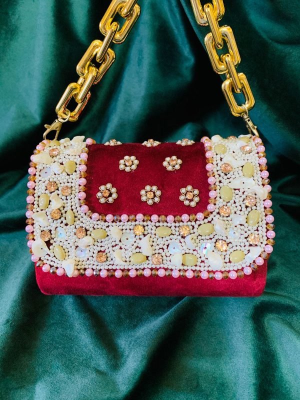 Zupppy Accessories Classy Handwork clutch with premium chain