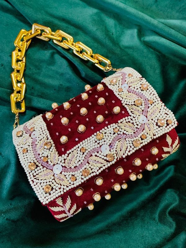 Zupppy Accessories Classy Handwork clutch with premium chain