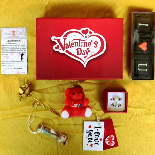 Zupppy Customized Gifts Love Box for valentine