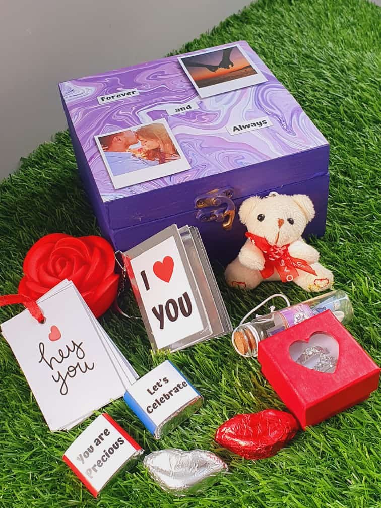 Yaayi Valentine GIF Combo Pack Artificial Heart Shaped Gift Box with 3 Rose  & Teddy and Wooden Message Box with 7 Glass BOTTLE'S for This Valentines  (Red) ,Artificial Flora : Amazon.in: Home