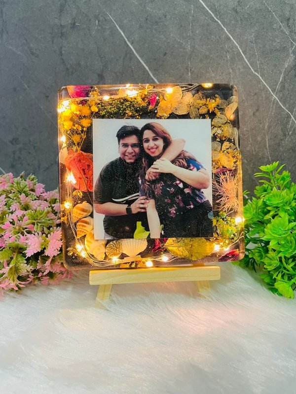 Zupppy Customized Gifts Led Resin Photo Table Top