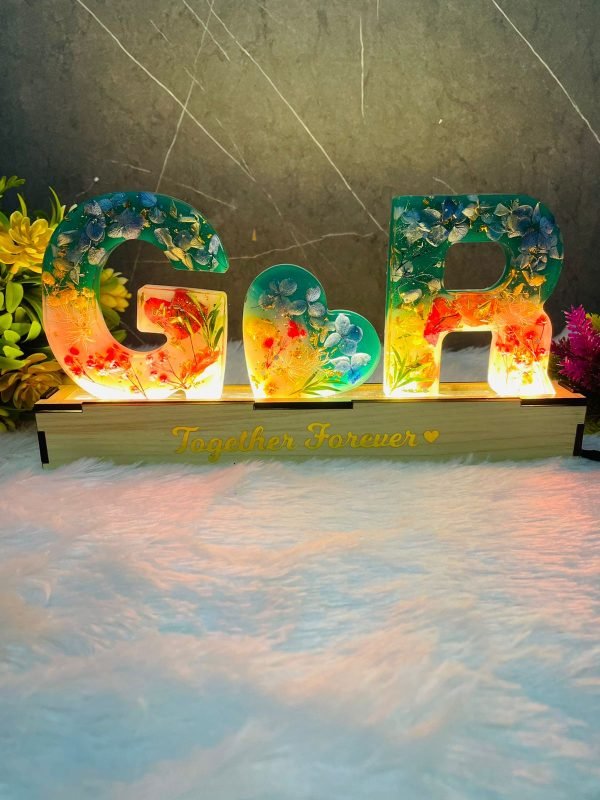 Zupppy Customized Gifts LED Resin initials