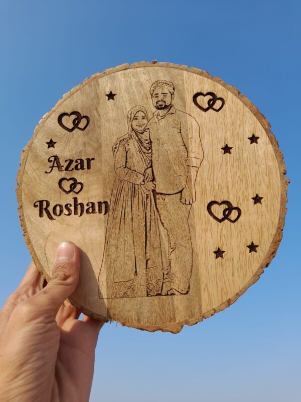 Zupppy Home Decor Engraved customised wooden round frame with photo and message