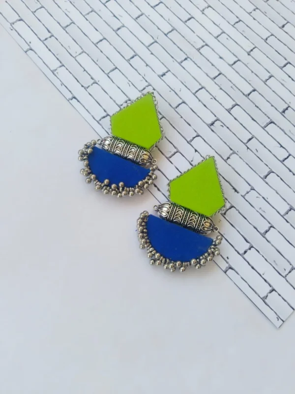 Zupppy Jewellery Rainvas Parrot green and blue earrings