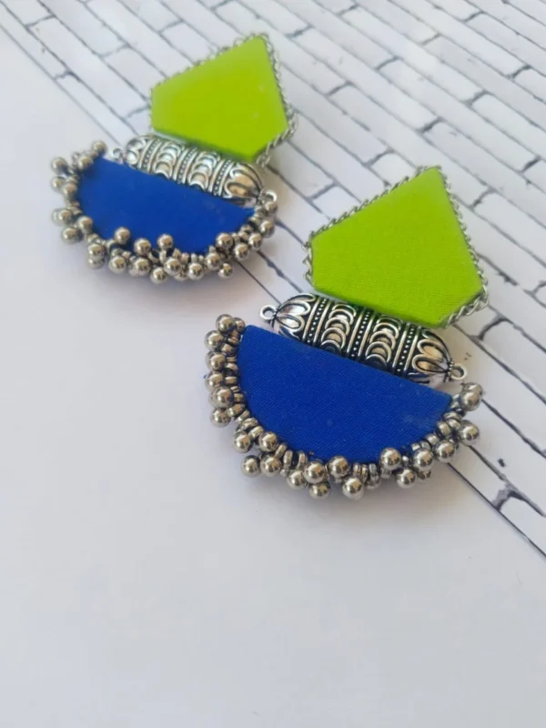 Zupppy Jewellery Rainvas Parrot green and blue earrings