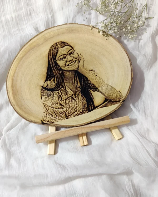 Zupppy Photo Frames Wooden engraved round frames coaster style with photo and message