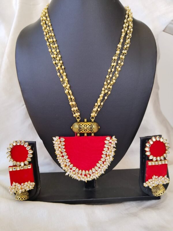 Zupppy Jewellery Rainvas Red complete kundan and beads necklace earrings set