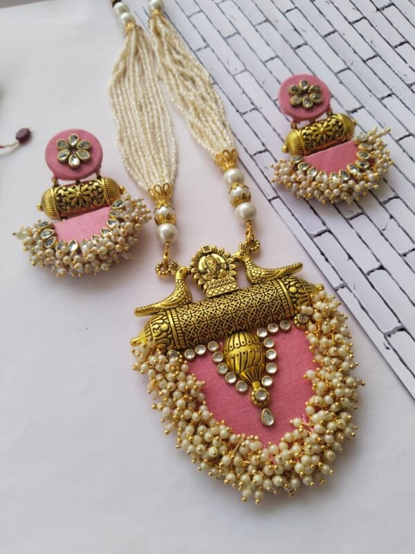 Zupppy Jewellery Rainvas Baby pink and golden necklace and earrings fabric set