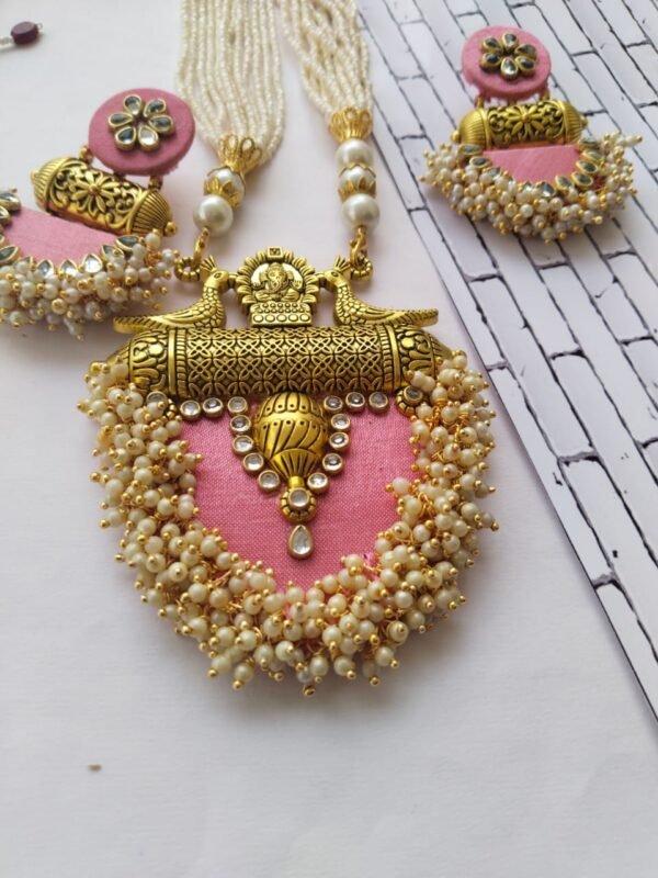 Zupppy Jewellery Rainvas Baby pink and golden necklace and earrings fabric set