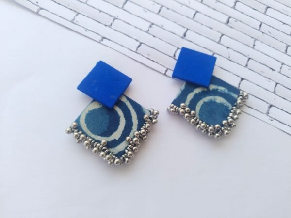 Zupppy Jewellery Indigo print and silver ghungroo fabric earrings