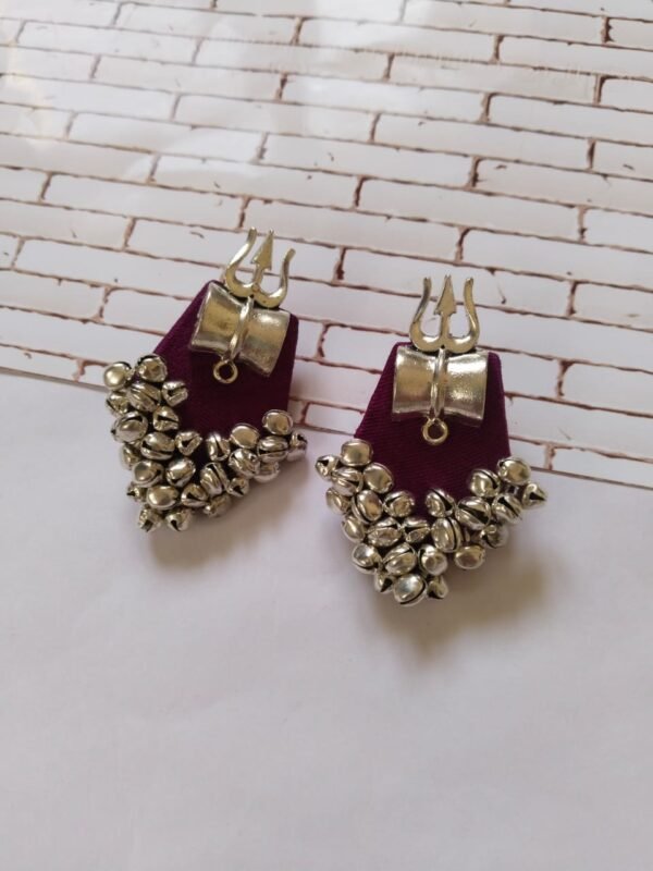 Zupppy Jewellery Rainvas Purple trishul earrings with ghungroos