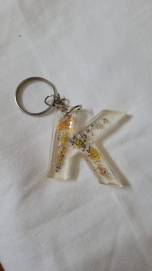 Zupppy Gifts Letter L Alphabet Resin Keychain