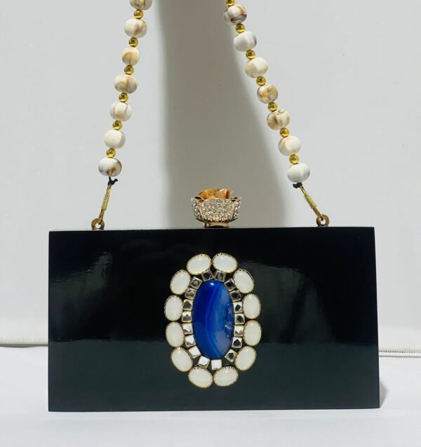 Zupppy Gifts Luxurious Resin Clutch with Detachable Pearl Chain