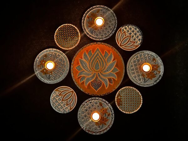 Zupppy Customized Gifts Handmade Lippan Art Rangoli with Mirror and Pichwai Work – 9-Piece Set for Diwali Decor and Tealight Candle Holder