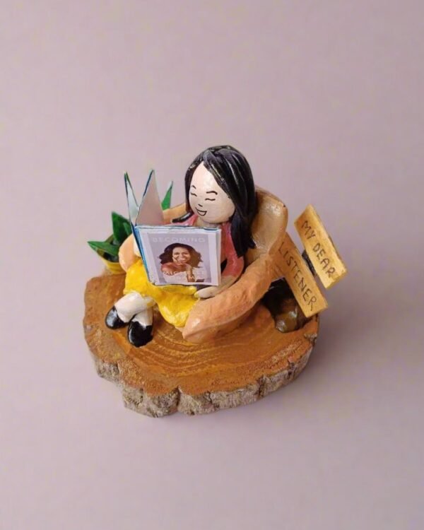 Zupppy Customized Gifts Rainvas Reader Girl Custom Miniature Tabletop for Book Lovers | Gender Customization Available