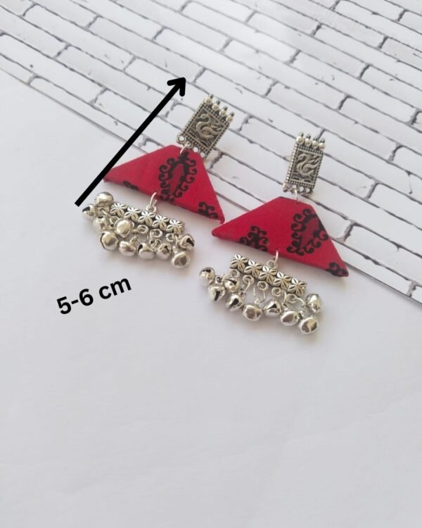 Zupppy Accessories Rainvas Red Printed Swan and Silver Ghungroo Earrings